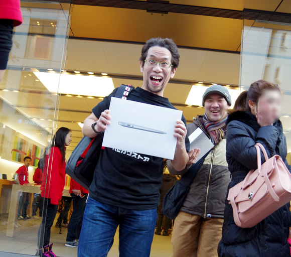 アップルストア福袋 ラッキーバッグにmacbook Airが入ってた Macbook Airが当たったーーッ ロケットニュース24