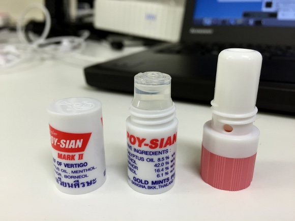 タイでは常識 シャキッとしたいときは ヤードム を鼻に突っ込め 夏を乗り切る強力アイテムはマジでオススメ ロケットニュース24