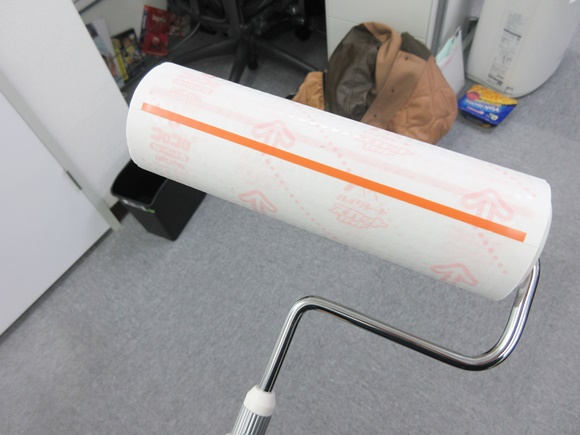 大掃除 Amazon粘着式クリーナー部門1位 ロケットニュース24編集部を コロコロハイグレードsc強接着 でコロコロしたら大変なことになった ロケットニュース24