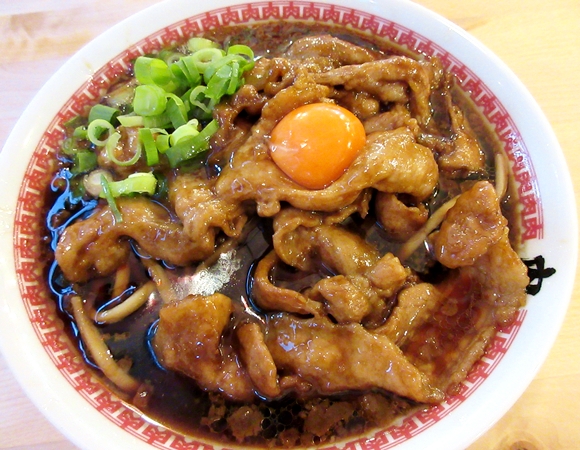 ラーメン 肉 肉 肉の圧倒的な存在感 東京 秋葉原の新店 肉汁麺ススム の麺はもはやオマケだから肉をとにかく喰らいまくれ ロケットニュース24
