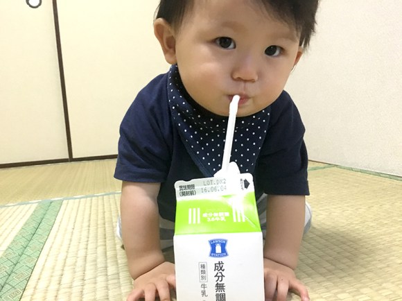 ガチ検証 コンビニ牛乳をプロに飲み比べてもらった結果 セブン ファミマ ローソンの中で一番ウマいのはこれだ ロケットニュース24