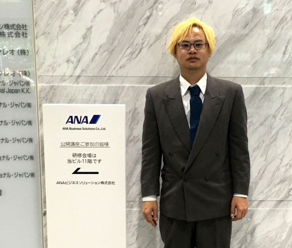 マジかよ 椅子は左から座るのがマナーって知ってた 衝撃的なその理由とは ロケットニュース24