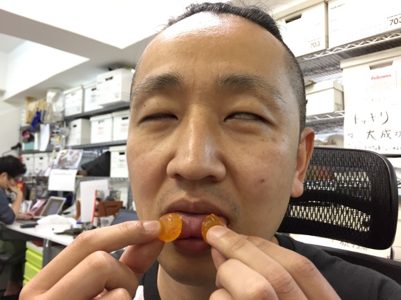 衝撃 大人気グミ コロロ の食感が完全にアレだと話題 本当なのか確かめてみた結果 ロケットニュース24