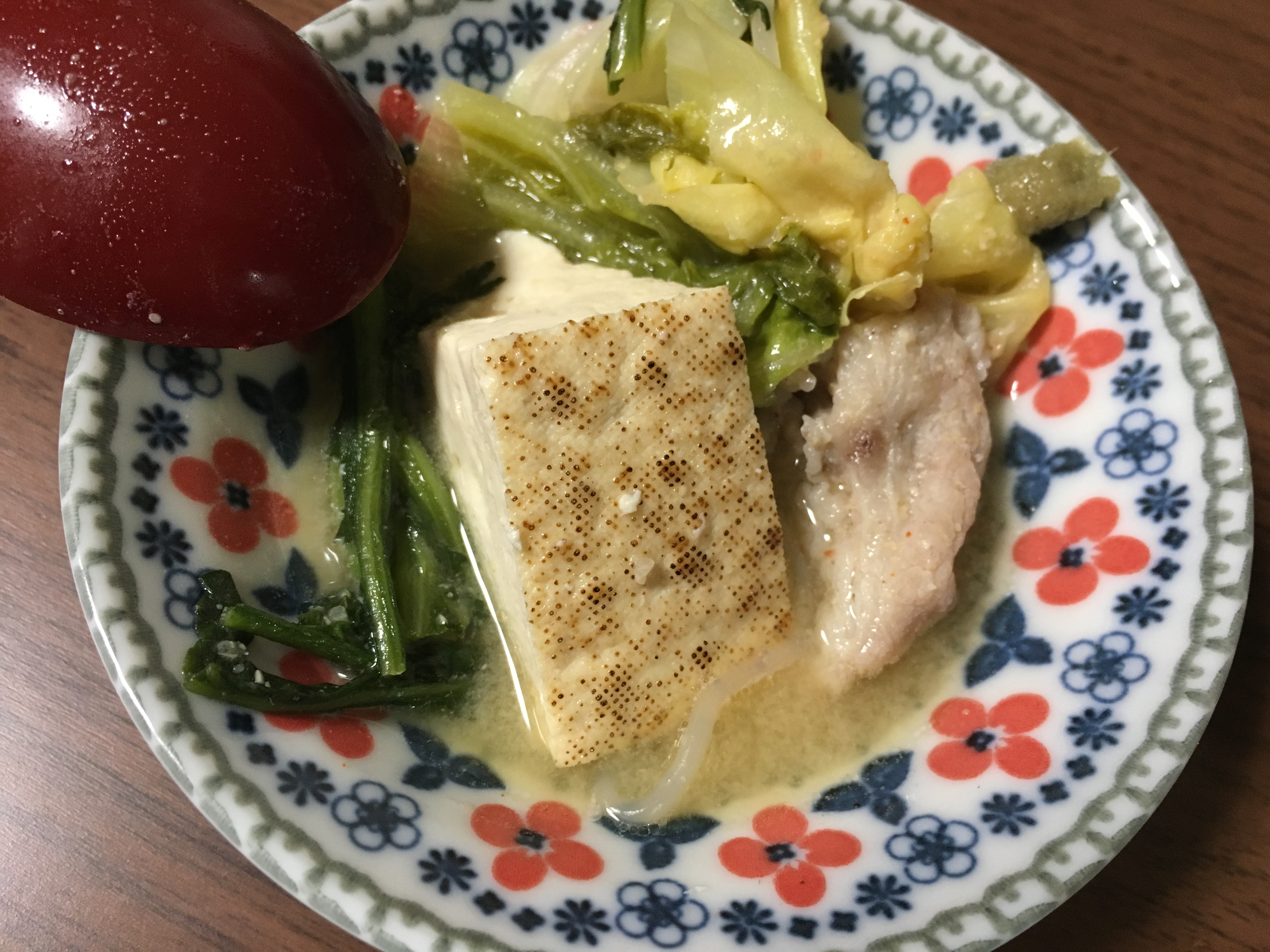 石川県民 とり野菜みそ で喜ぶのは素人 話は ツルヤの鍋みそ を食べてからだ というので食べてみた これは美味 類似品とスルーしてたら損やでコレ ロケットニュース24