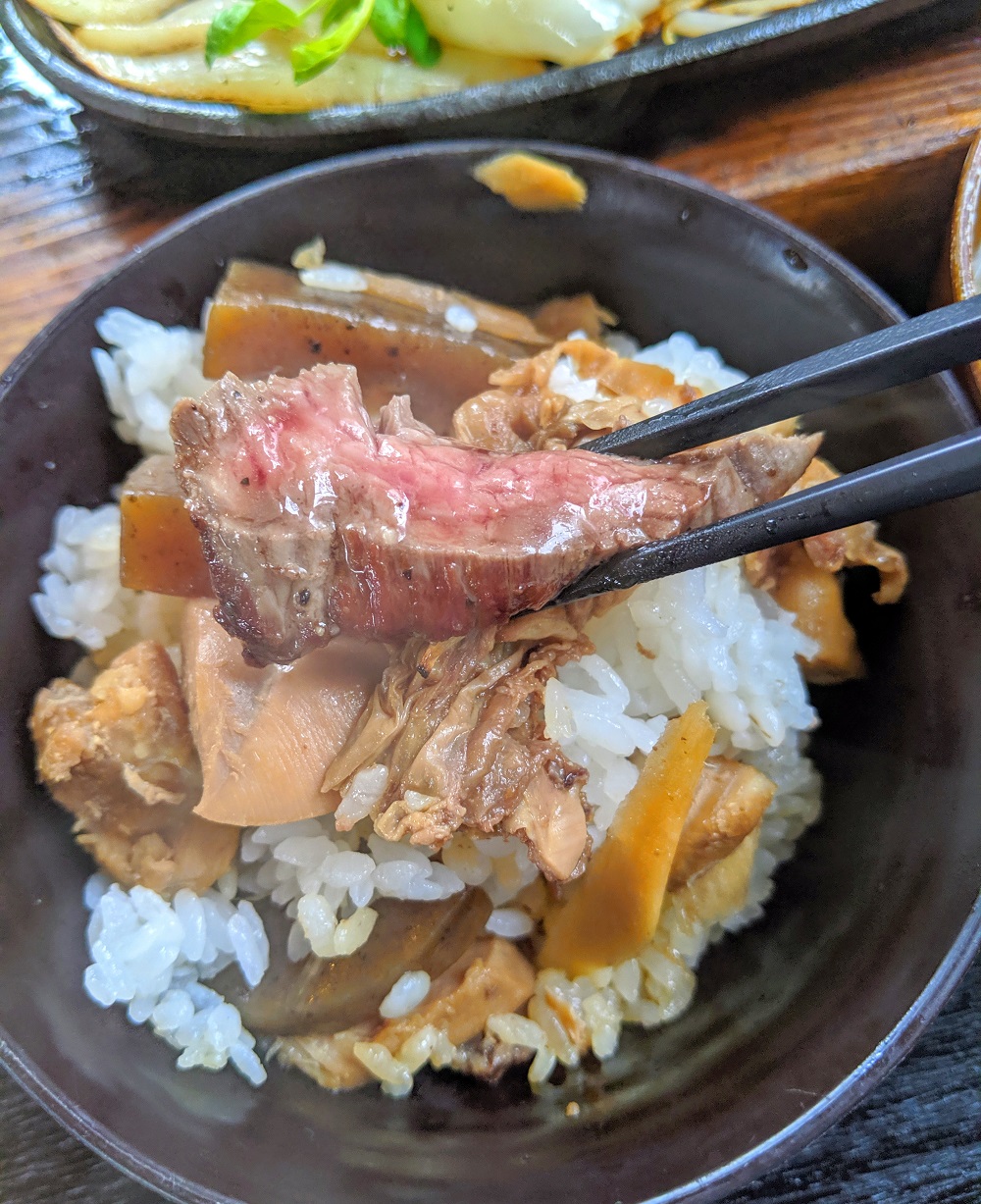 昇天 肉好きのための定食屋 青空食堂 で ステーキ定食 を注文したら 肉めし も食べ放題だったので3杯いっちゃいました 福岡県筑紫野市 ロケットニュース24