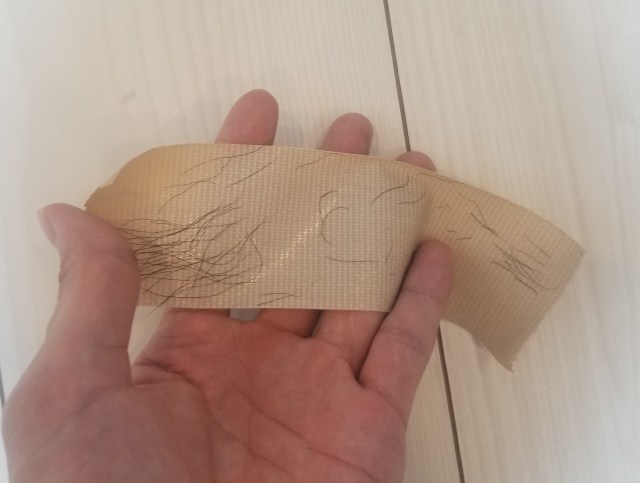 剛毛すね毛を メンズゴリラワックス脱毛シート で脱毛してみたら新しい扉が開けた ガムテープも試してみたぞ ロケットニュース24