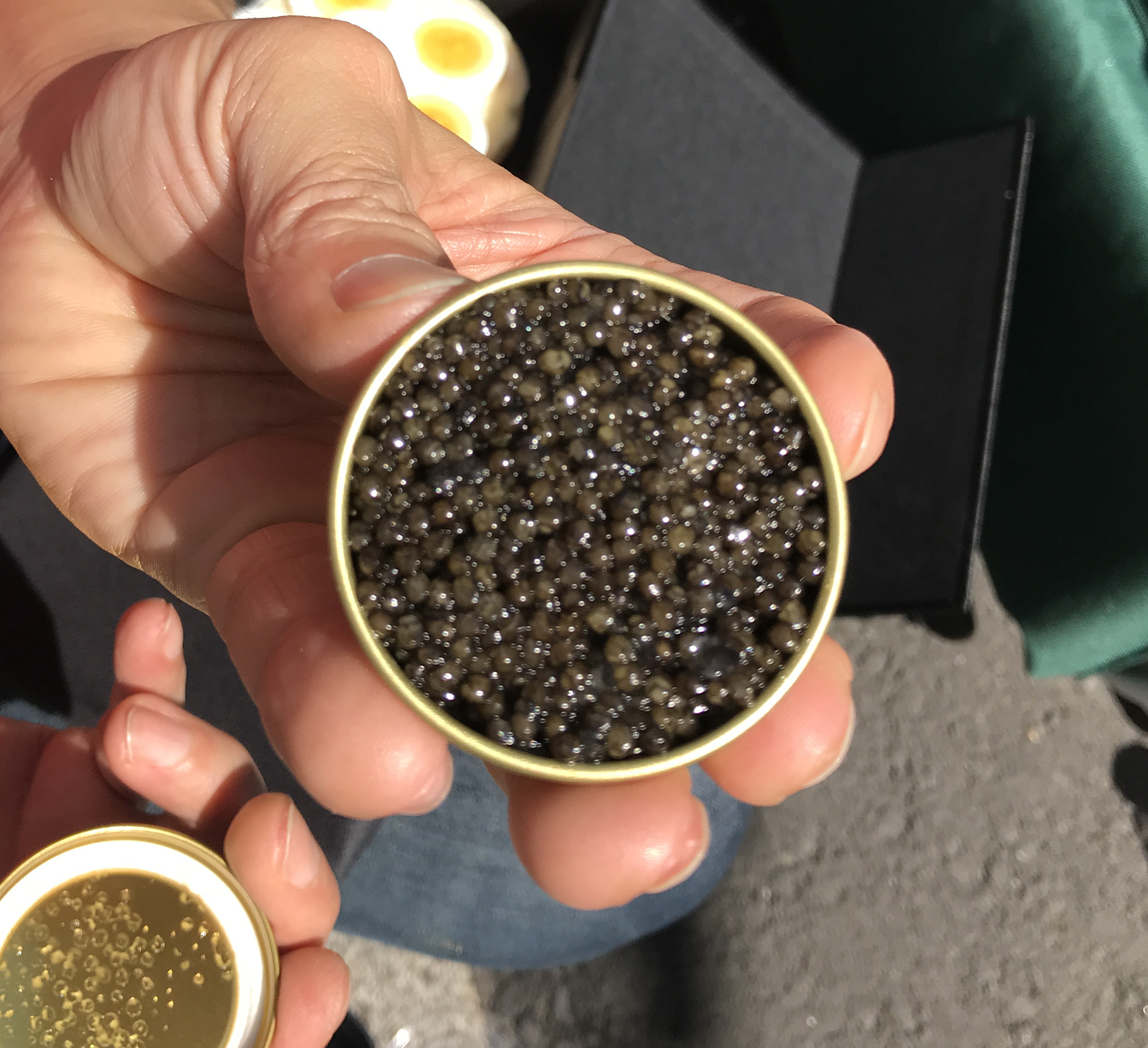 Iphone11行列 俺は何を血迷ったか 6000円の キャビアのサンドイッチ を食っちまった Caviar House Prunier ロケットニュース24