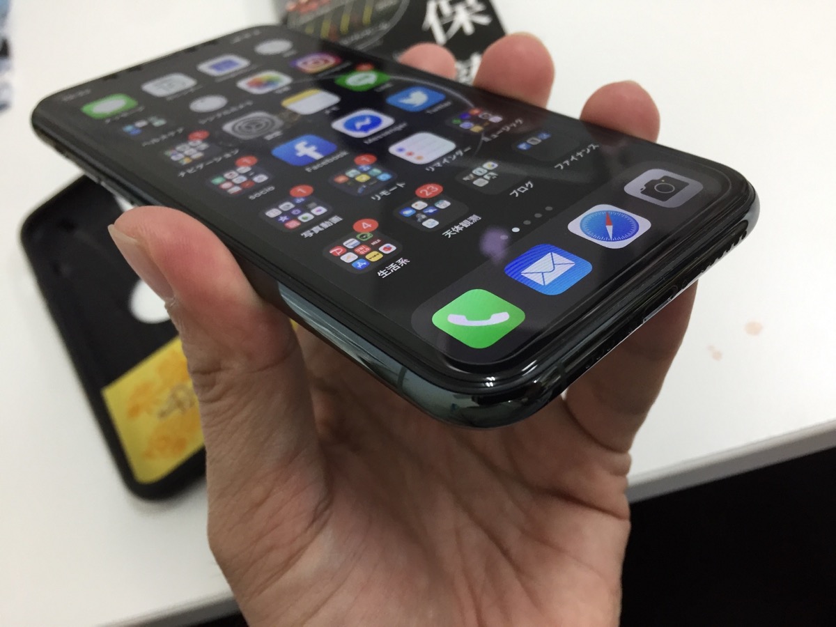 100均検証 ダイソーに売っていたiphone用の液晶保護フィルム ガラス を片っ端から使ってみたら 文句なしにスゴイやつが2つあった ロケットニュース24