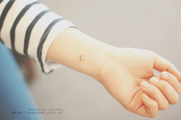 Korean Tattoo Artist S Small Simple Stylish Line Tattoos Change Our Impression Of Getting Inked Soranews24 Japan News