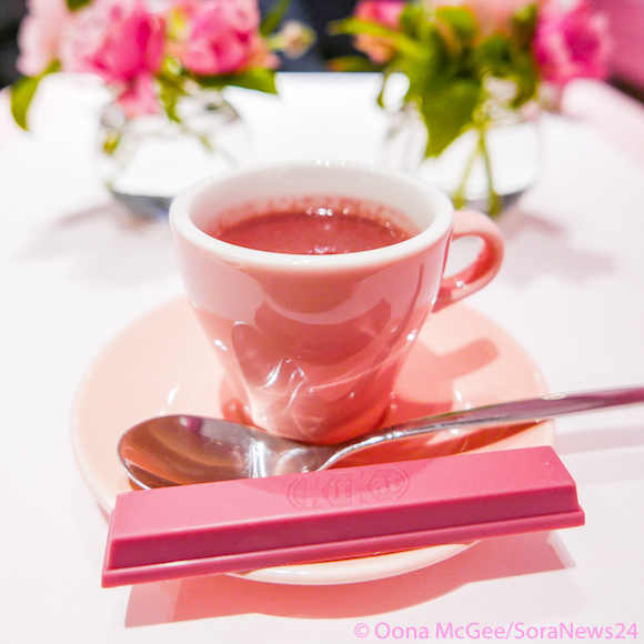 We try the world’s first hot ruby chocolate drink at Japanese Kit Kat