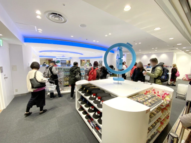 The World S First Pokemon Go Specialty Store Just Opened In Tokyo Photos Soranews24 Japan News