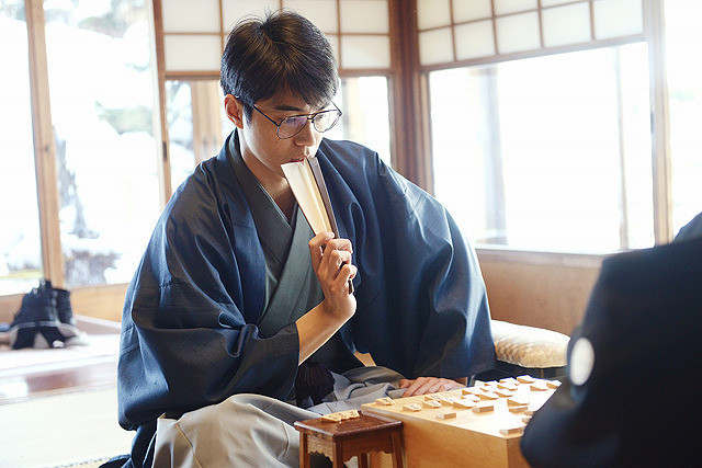 松山ケンイチが神演技で魅せる 映画 聖の青春 が描く 29歳で逝った天才棋士の将棋愛 最新シネマ批評 Pouch ポーチ