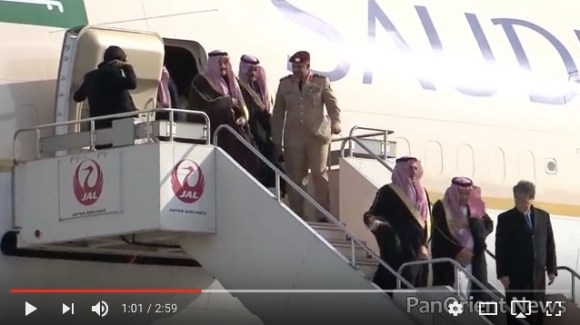 玉の輿速報 サウジアラビア国王の来日で富豪1500人が日本に 超豪遊で石油王と結婚チャンス到来か 石油王はシガールがお好き Pouch ポーチ 玉の輿速報 サウジアラビア国王の来日で富豪1500人が日本に 超豪遊で石油王と結婚チャンス到来か 石油王はシガールがお好き Pouch ポーチ