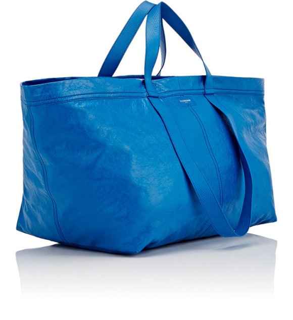 イケアの青いバッグそーっくりな高級ブランドのバッグが登場 イケア 似ているだなんて非常に光栄です Pouch ポーチ