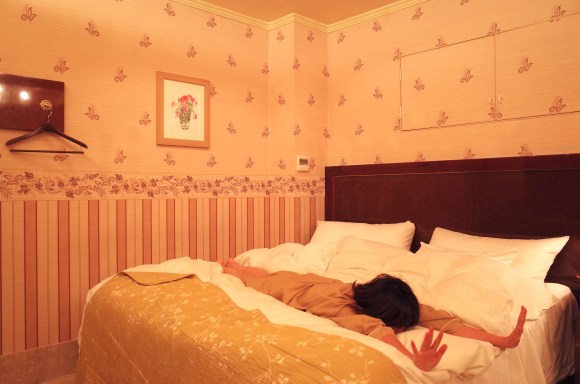 ラブホテルに女ひとりで泊まっても楽しめるか本気調査 入室までは苦行の連続だったけど Pouch ポーチ