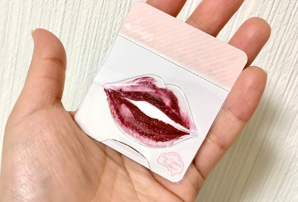 資生堂のプチプラコスメ リップカード は大人女子でも使える 発色 色持ち コスパなど徹底検証してみました Pouch ポーチ