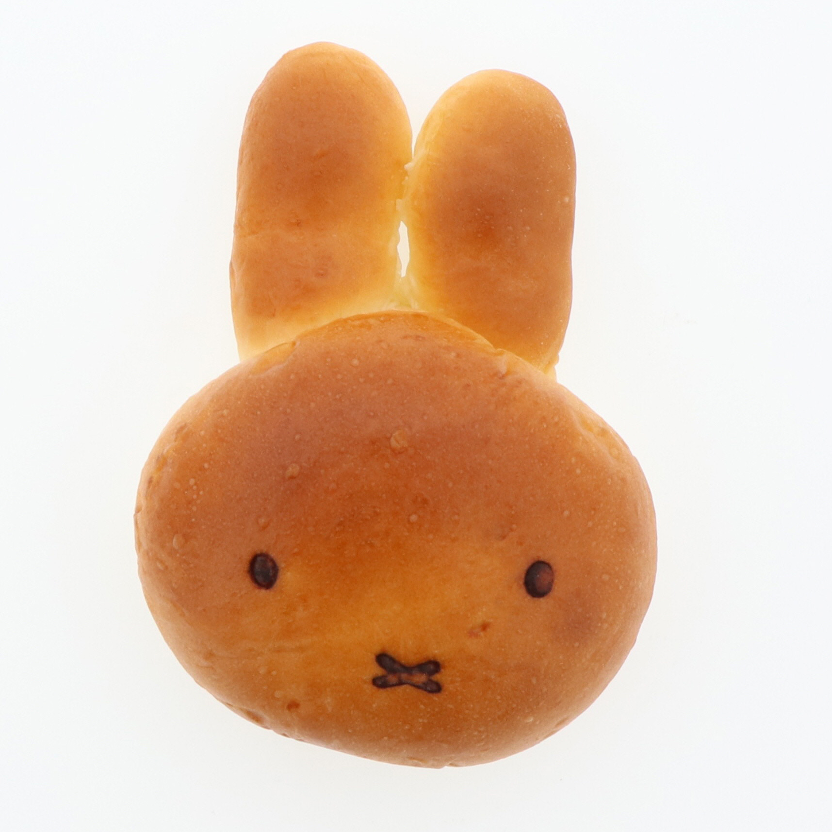 ミッフィーのパン屋さん みっふぃー桜べーかりー が京都に誕生 ミッフィーのお顔のあんぱんやデニッシュがかわいすぎます Pouch ポーチ