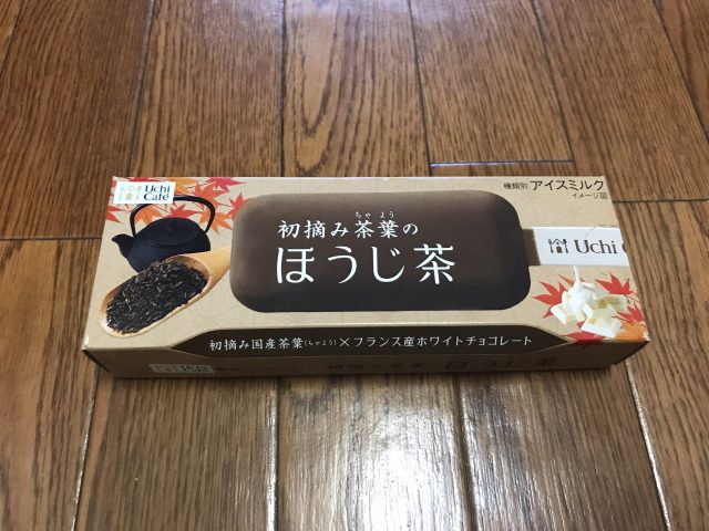 美味しいと話題のローソン限定 ほうじ茶アイス を食べてみた 意外とほうじ茶は控えめでチョコの味が濃厚だよ Pouch ポーチ