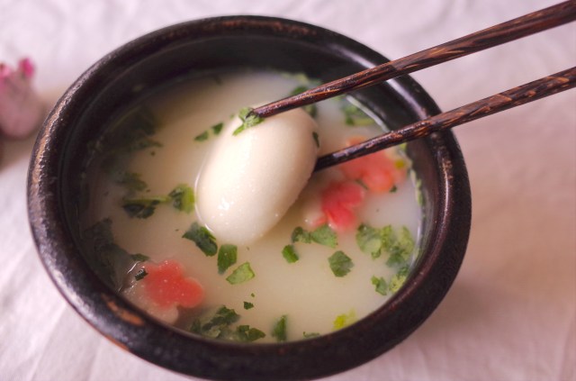 香川のお雑煮の主役 あんもち を初体験 食べた瞬間ハッとする美味しさでした 買って応援 Pouch ポーチ