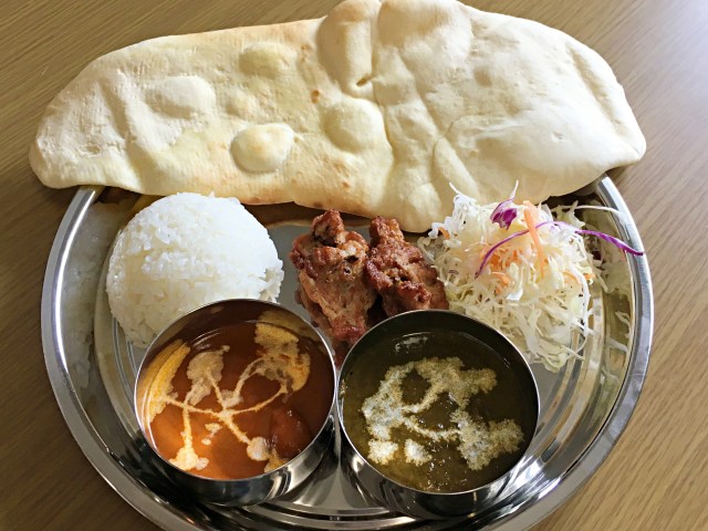 3coinsでインドカレー屋さんっぽいステンレス食器が売ってる いつものカレーが一気にインド風になってテンション上がるよ Pouch ポーチ